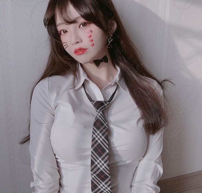 行走的发电机!IG疯传「气质正妹」超甜女友力电晕一票网友…插图 行走的发电机!IG疯传「气质正妹」超甜女友力电晕一票网友…插图