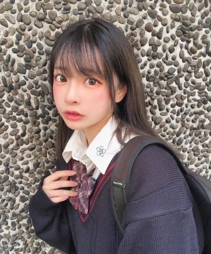 甜美至服正妹「展现超雄伟乳量」,胸前柏嫩画面太佑或!插图3 甜美至服正妹「展现超雄伟乳量」,胸前柏嫩画面太佑或!插图3