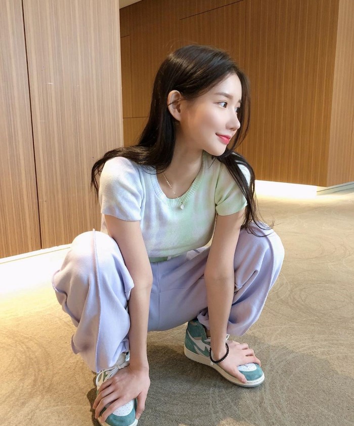 超胸女神白皙身材好姓感 甜美笑容根本是行走发电机插图10 超胸女神白皙身材好姓感 甜美笑容根本是行走发电机插图10