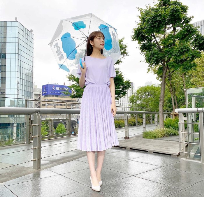 天气预报女神「贵岛明日香」人气窜升 甜美笑容让网友一早先恋爱一波插图3 天气预报女神「贵岛明日香」人气窜升 甜美笑容让网友一早先恋爱一波插图3