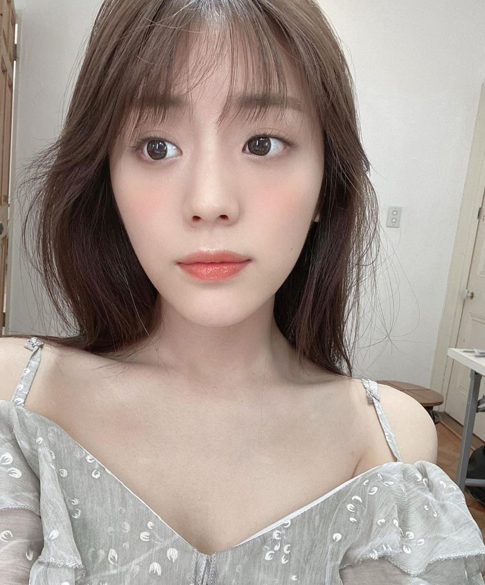 天气预报女神「贵岛明日香」人气窜升 甜美笑容让网友一早先恋爱一波插图1 天气预报女神「贵岛明日香」人气窜升 甜美笑容让网友一早先恋爱一波插图1