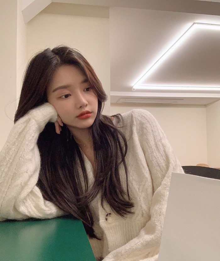 仙女颜值!「偶像级女孩」深邃五官太撩人!甜美笑容释放满满气质插图9 仙女颜值!「偶像级女孩」深邃五官太撩人!甜美笑容释放满满气质插图9