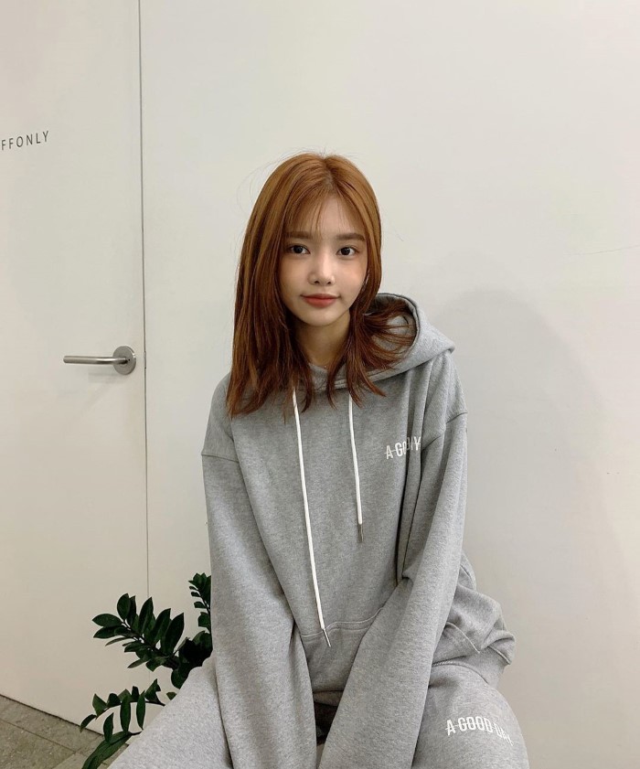 仙女颜值!「偶像级女孩」深邃五官太撩人!甜美笑容释放满满气质插图4 仙女颜值!「偶像级女孩」深邃五官太撩人!甜美笑容释放满满气质插图4