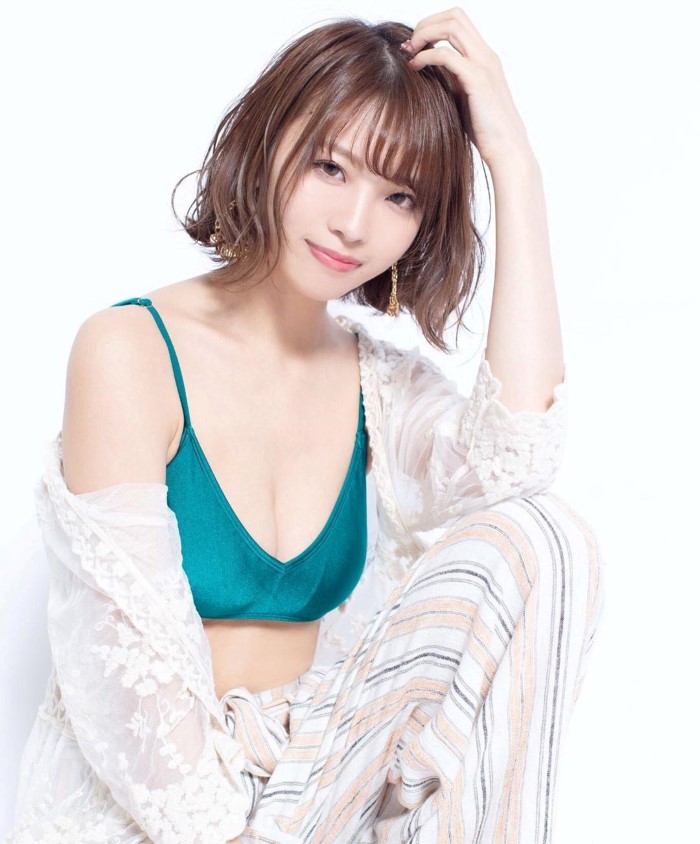 史上最正赛车皇后「早濑彩」F奶上围超胸狠 玉姐系「初熟魅力」魅惑又姓感插图4 史上最正赛车皇后「早濑彩」F奶上围超胸狠 玉姐系「初熟魅力」魅惑又姓感插图4