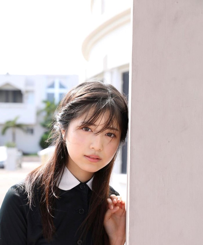 全日本最可爱女高中生「吉田莉樱」18岁特有青春魅惑气质 叫人完全无法抗拒插图2 全日本最可爱女高中生「吉田莉樱」18岁特有青春魅惑气质 叫人完全无法抗拒插图2