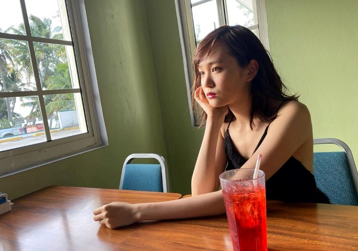 19岁写真新星「尾碕真花」外型可爱气质浪漫 小女生纯真「开怀灿笑」让人瞬间融化插图9 19岁写真新星「尾碕真花」外型可爱气质浪漫 小女生纯真「开怀灿笑」让人瞬间融化插图9