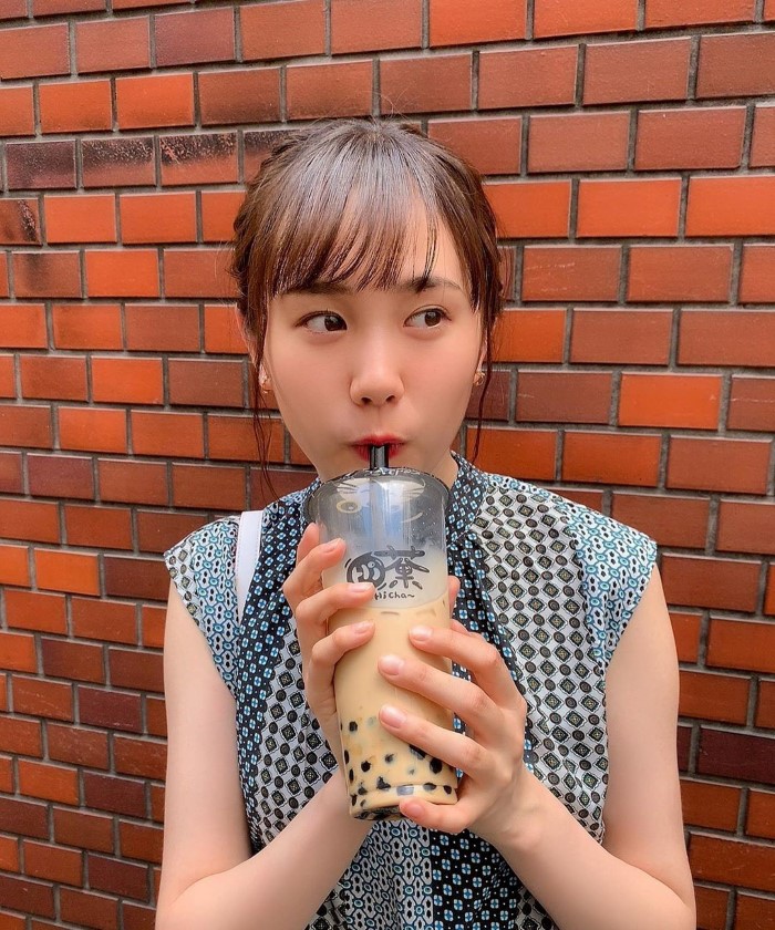 19岁写真新星「尾碕真花」外型可爱气质浪漫 小女生纯真「开怀灿笑」让人瞬间融化插图9 19岁写真新星「尾碕真花」外型可爱气质浪漫 小女生纯真「开怀灿笑」让人瞬间融化插图9