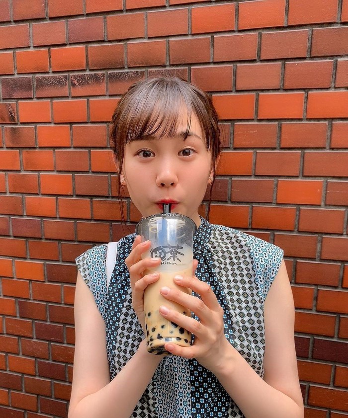 19岁写真新星「尾碕真花」外型可爱气质浪漫 小女生纯真「开怀灿笑」让人瞬间融化插图15 19岁写真新星「尾碕真花」外型可爱气质浪漫 小女生纯真「开怀灿笑」让人瞬间融化插图15