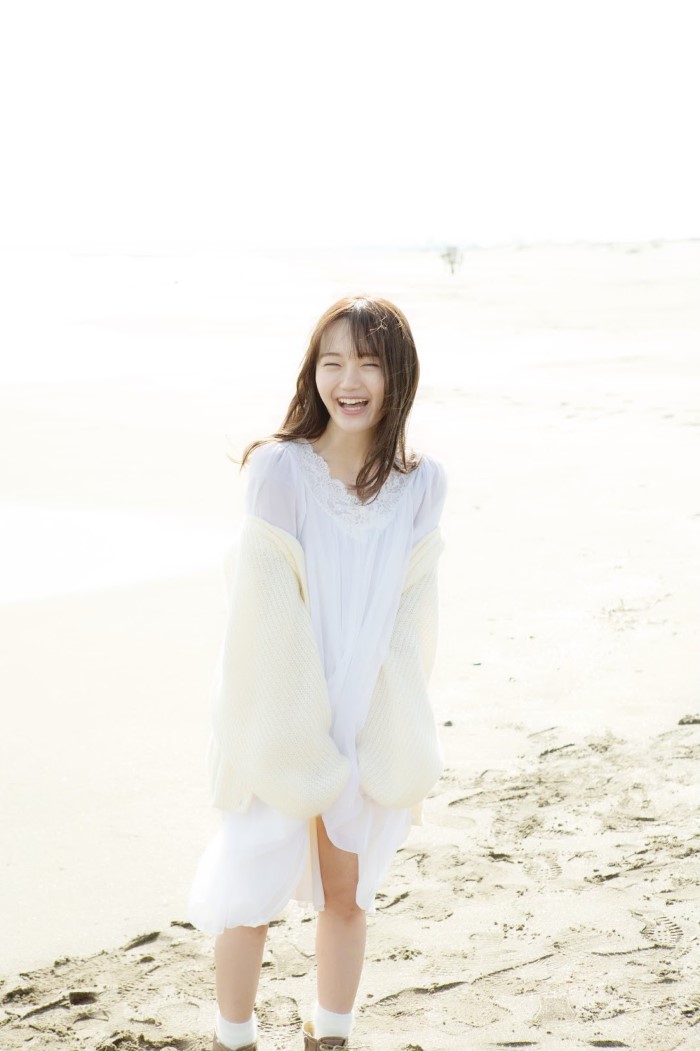 首次发行内一写真!高人气正妹声优「尾崎由香」不只高颜值…事业线、雪白肌也又人插图4 首次发行内一写真!高人气正妹声优「尾崎由香」不只高颜值…事业线、雪白肌也又人插图4