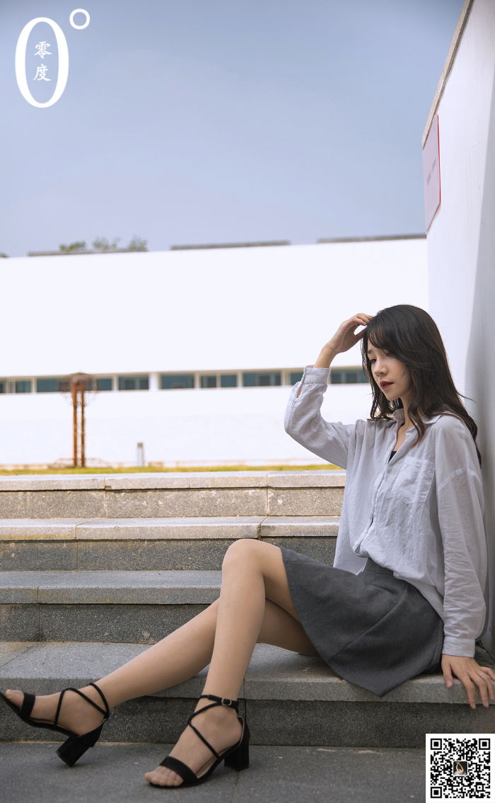 [零度摄影] VOL.20 青草 清纯小解解[59P/160MB]插图1