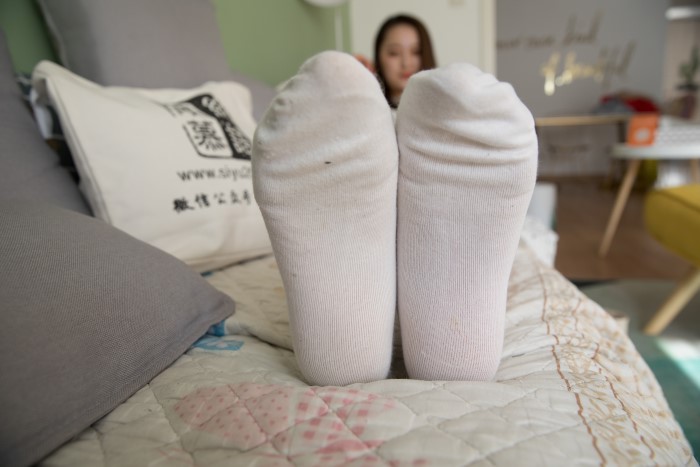 勿恋传媒 No.350 诺诺-波点圆舞曲 [160P/1V/4.17G]插图2