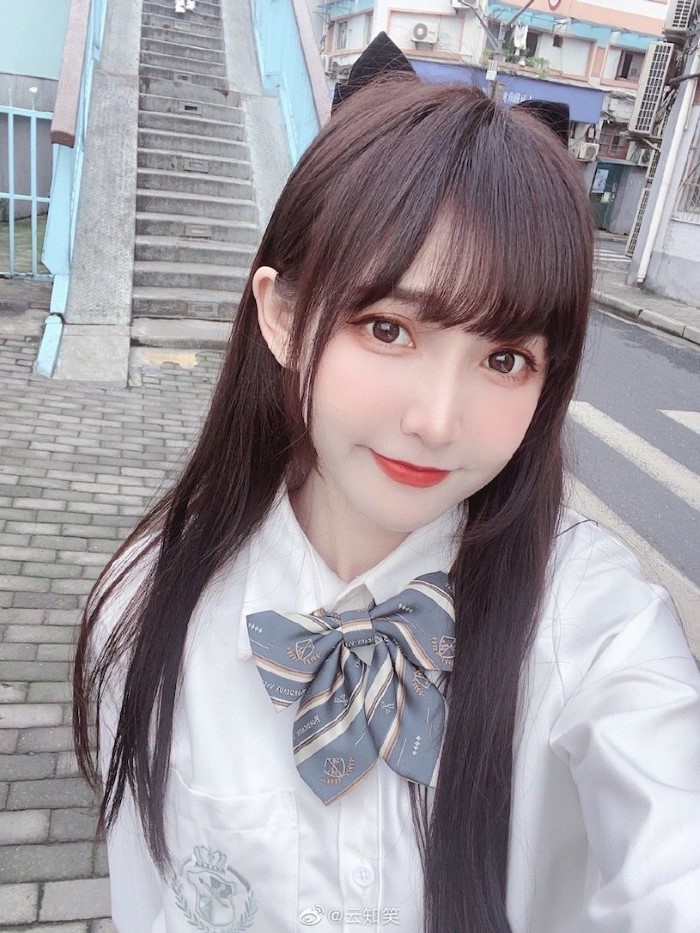 捕获超可爱至服罗莉正妹「云知笑」,对你甜笑「迷人颜值」萌到无法挡!插图3 捕获超可爱至服罗莉正妹「云知笑」,对你甜笑「迷人颜值」萌到无法挡!插图3