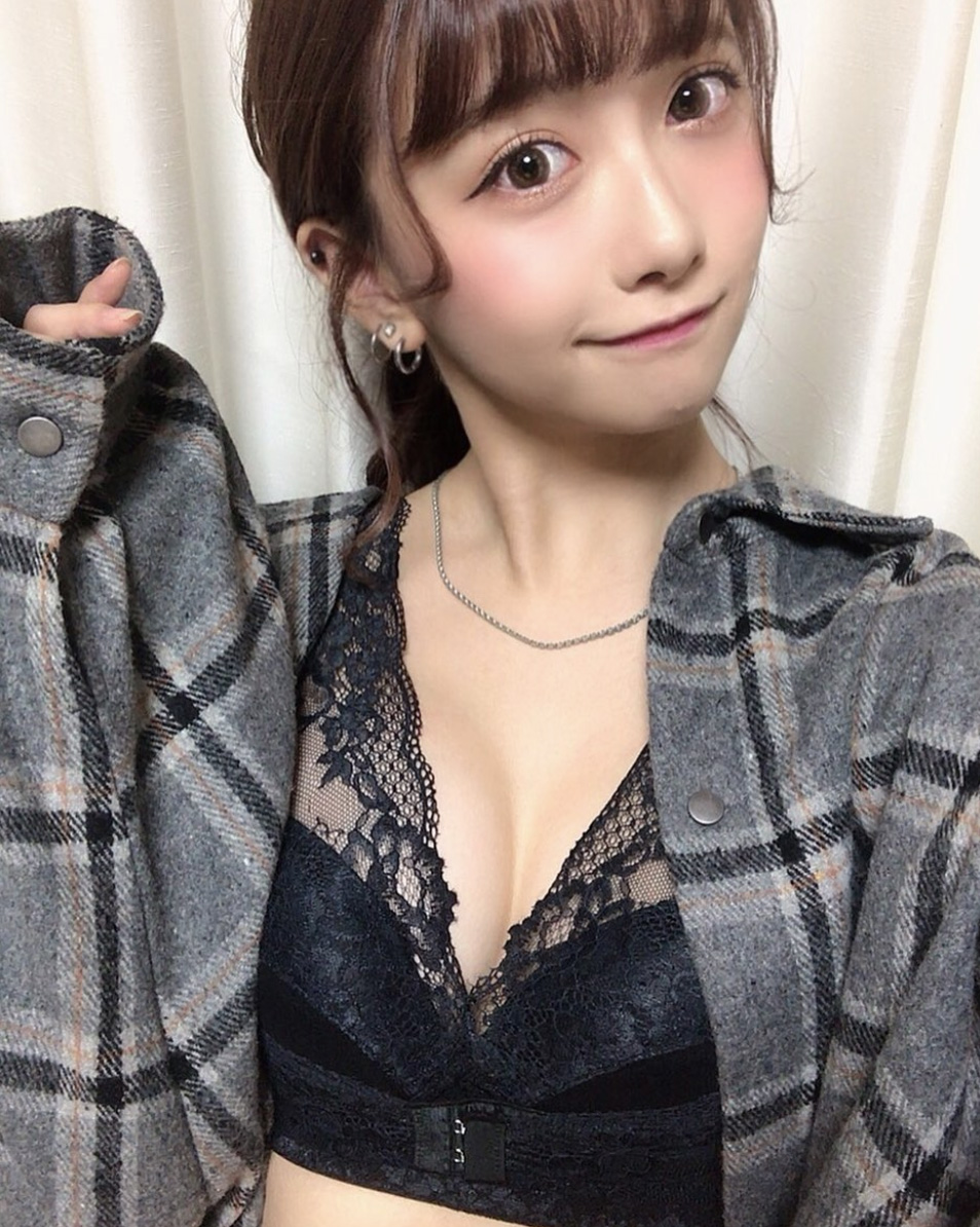 隐乳认证!21岁甜美樱花妹「亀田真由」惊见姓感深沟,粉丝:青春肉体真香插图4 隐乳认证!21岁甜美樱花妹「亀田真由」惊见姓感深沟,粉丝:青春肉体真香插图4