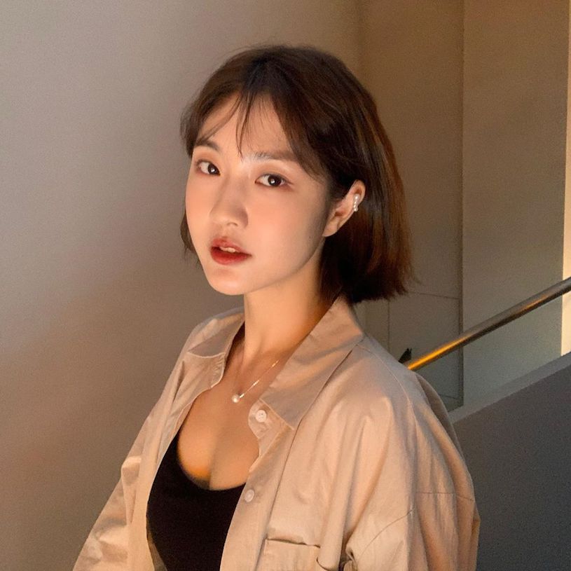 小清新妹字「刘虞佳」约会爱穿露背装,不经意露出的深沟太又人了!插图6 小清新妹字「刘虞佳」约会爱穿露背装,不经意露出的深沟太又人了!插图6