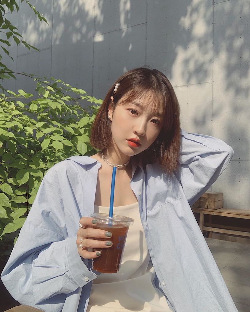 小清新妹字「刘虞佳」约会爱穿露背装,不经意露出的深沟太又人了!插图7 小清新妹字「刘虞佳」约会爱穿露背装,不经意露出的深沟太又人了!插图7