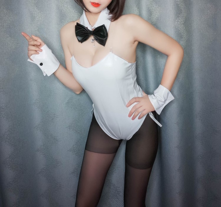 知名主播红人@w黑米粥w 兔女郎 [32P/94MB]插图