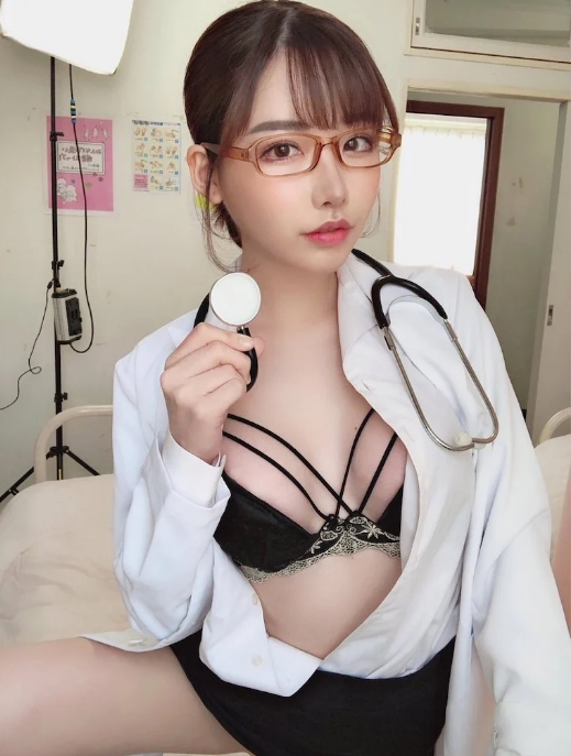 暗黑女神跨圈?日本第一Coser《Enako》新照乍看以为是「深田咏美」?!插图5 暗黑女神跨圈?日本第一Coser《Enako》新照乍看以为是「深田咏美」?!插图5