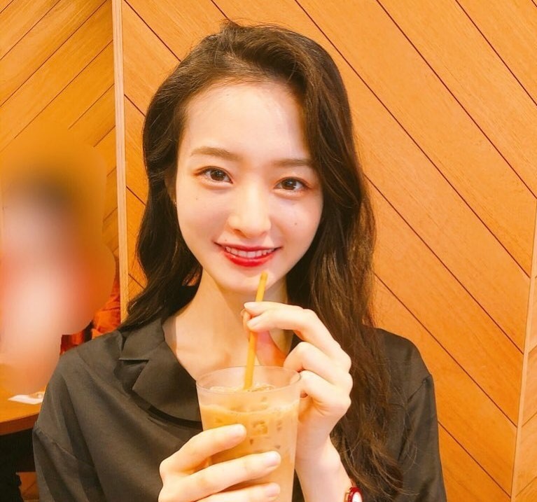 东京大学校花「神谷明采」笑容超甜 气质出众不愧是第一学府高材生插图3 东京大学校花「神谷明采」笑容超甜 气质出众不愧是第一学府高材生插图3