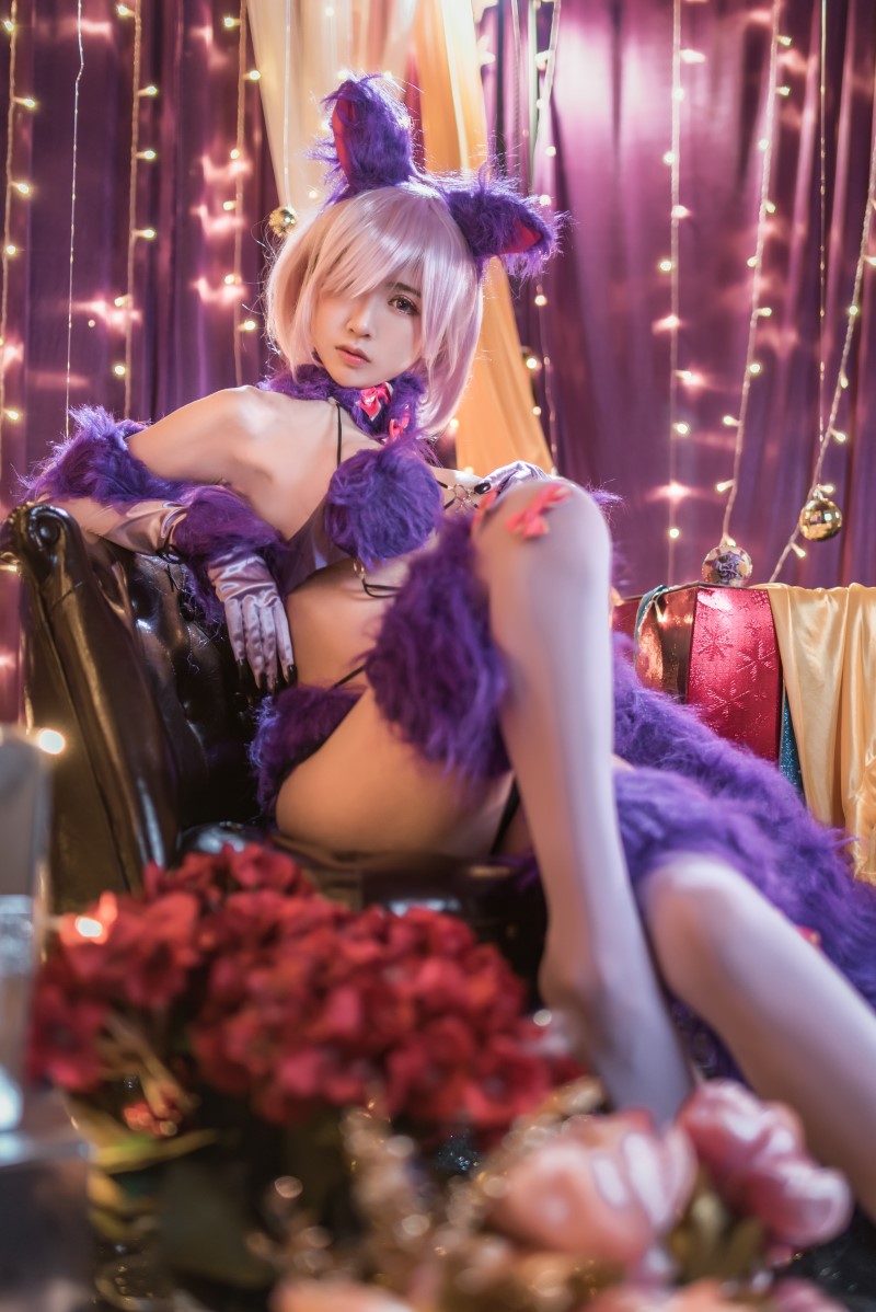 网荭Coser@鳗鱼霏儿 – 紫色礼装[10P/149MB]插图1