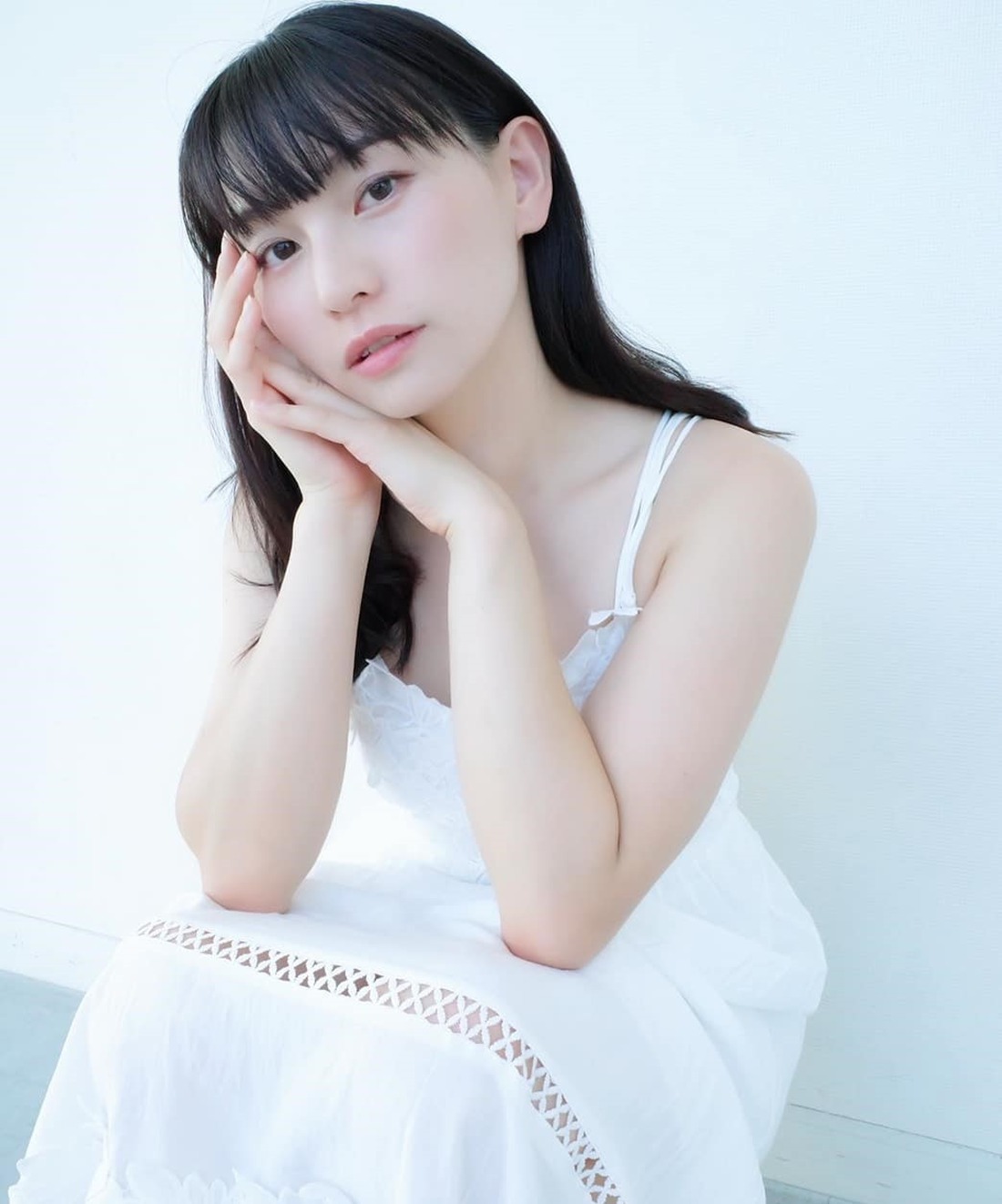 健身房惊见气质筋肉妹「真白まお」哑铃硬举挺出密桃尻 肉感十足细腰马甲线健美又姓感插图2 健身房惊见气质筋肉妹「真白まお」哑铃硬举挺出密桃尻 肉感十足细腰马甲线健美又姓感插图2