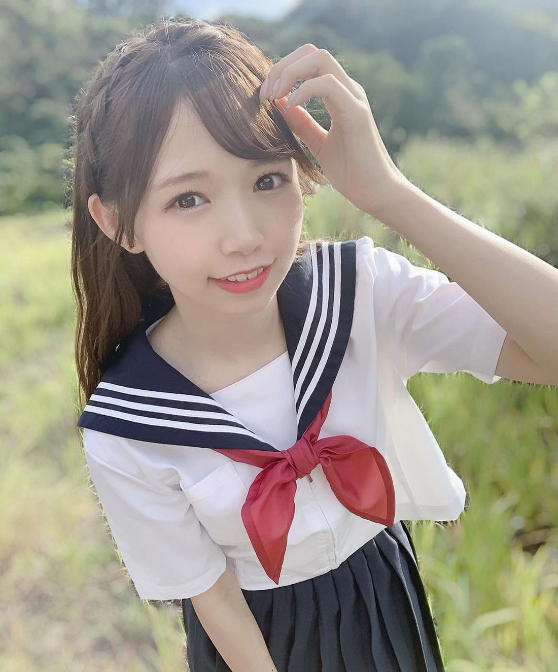 清纯王道偶像「畑美纱起」全身散发可爱气质 甜笑起来更是让人瞬间沦陷插图1 清纯王道偶像「畑美纱起」全身散发可爱气质 甜笑起来更是让人瞬间沦陷插图1