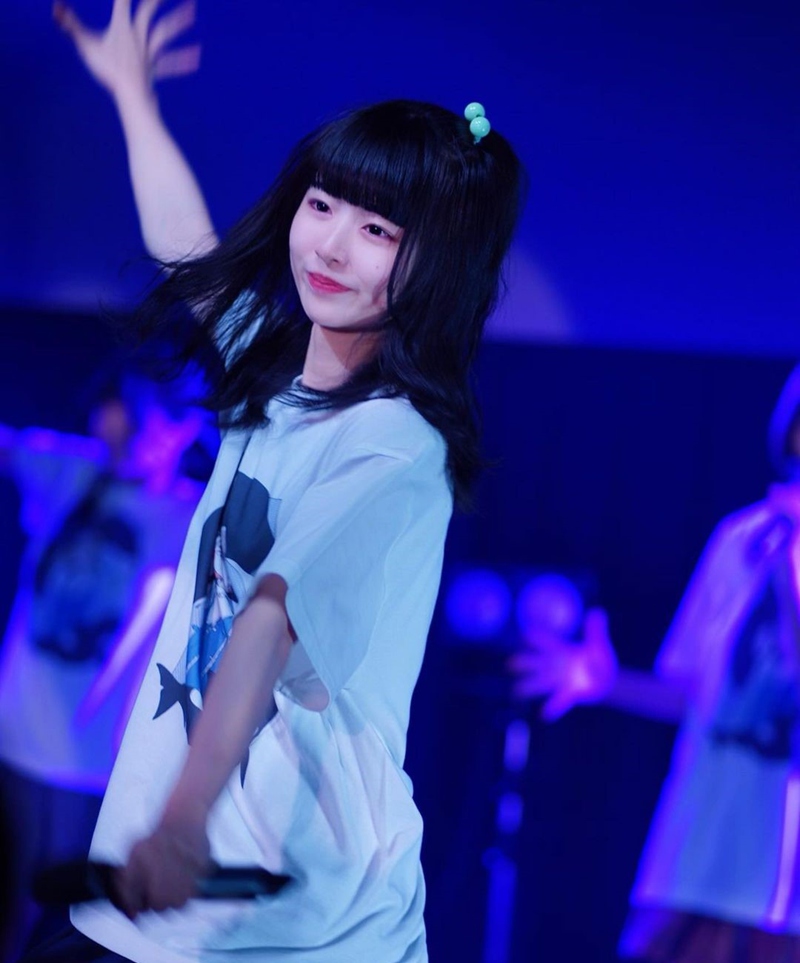 至服樱花妹「桥本美樱」低头绑马尾模样超清纯 撩起的不是头发而是哥的心啊插图1 至服樱花妹「桥本美樱」低头绑马尾模样超清纯 撩起的不是头发而是哥的心啊插图1