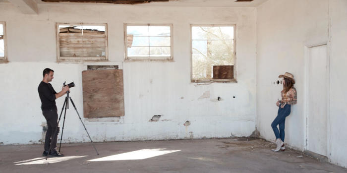 打造窗外斑驳光影视觉 巧用闪灯制造日光效果插图1 打造窗外斑驳光影视觉 巧用闪灯制造日光效果插图1