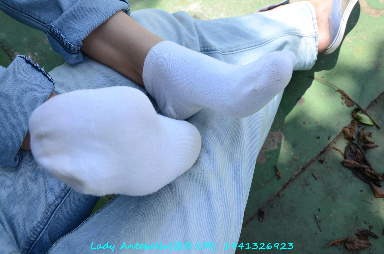 [战前女神] 美腿镁足精品摄影套图 038 [231P/336MB]插图3