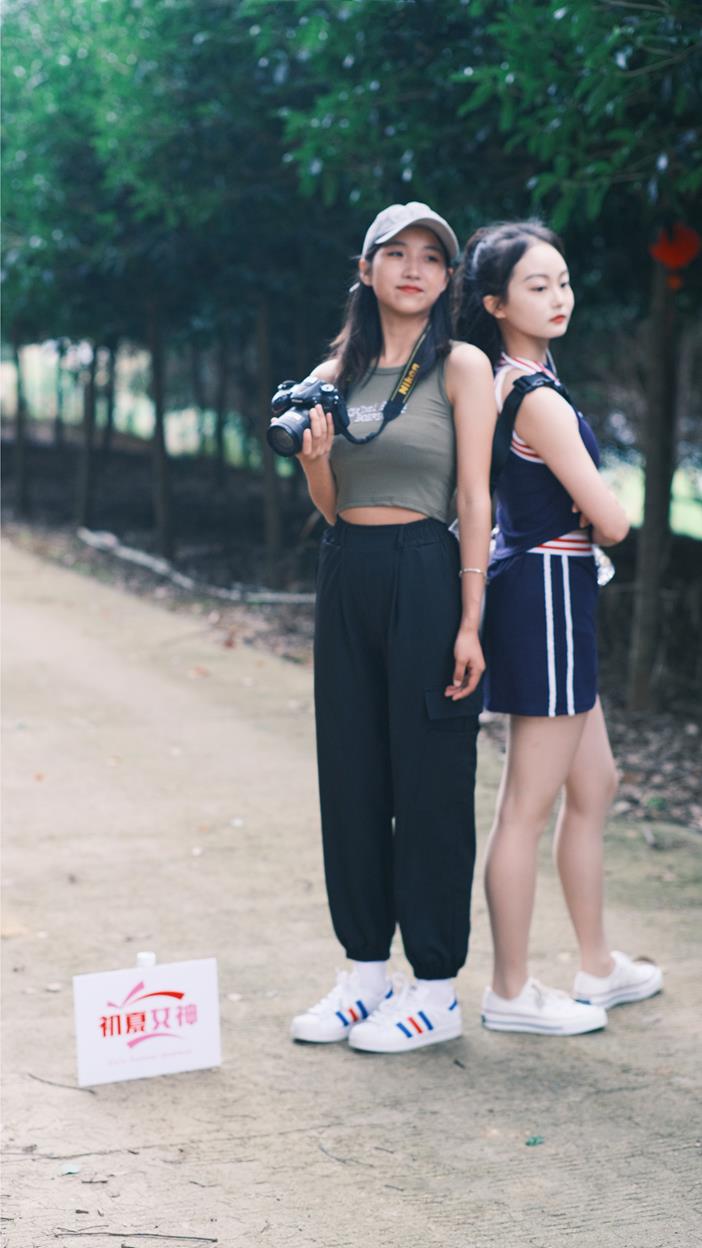 初夏女神 048期 点点、双双~《姐妹出行》夏季登山记 [163P/1V/7.05G]插图