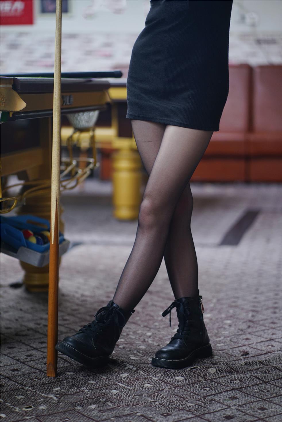 初夏女神049期 大发、点点~《姐妹同台》行不行台球桌碰一碰 [134P/1V/4.9G]插图5