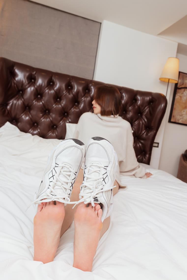 [Limerence] SSR 绝美素人Carol脱球鞋足拓 收藏本 [155P/18min4K影片/4.35G]插图6