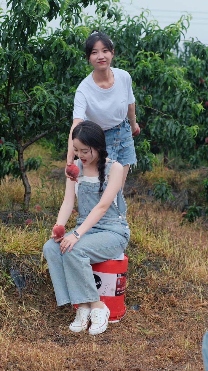 初夏女神 050期 双双、点点~《桃园姐妹》共赴摘桃的美好一天 [172P/1V/6.34G]插图7