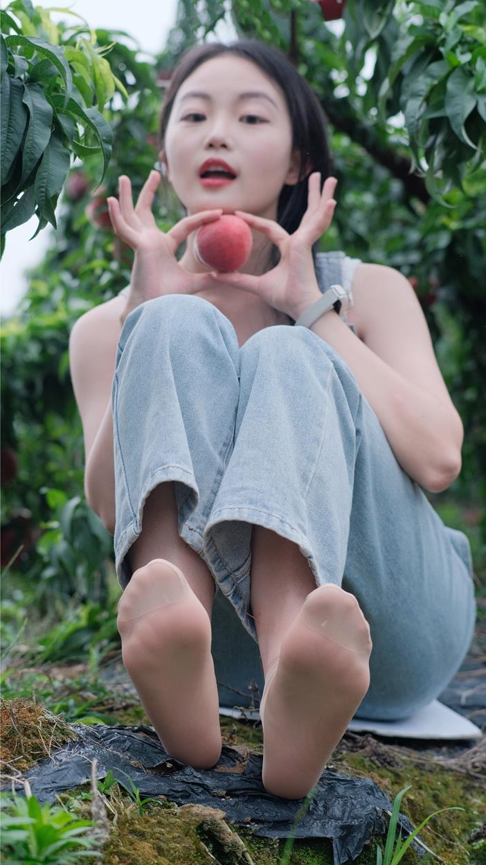 初夏女神 050期 双双、点点~《桃园姐妹》共赴摘桃的美好一天 [172P/1V/6.34G]插图1