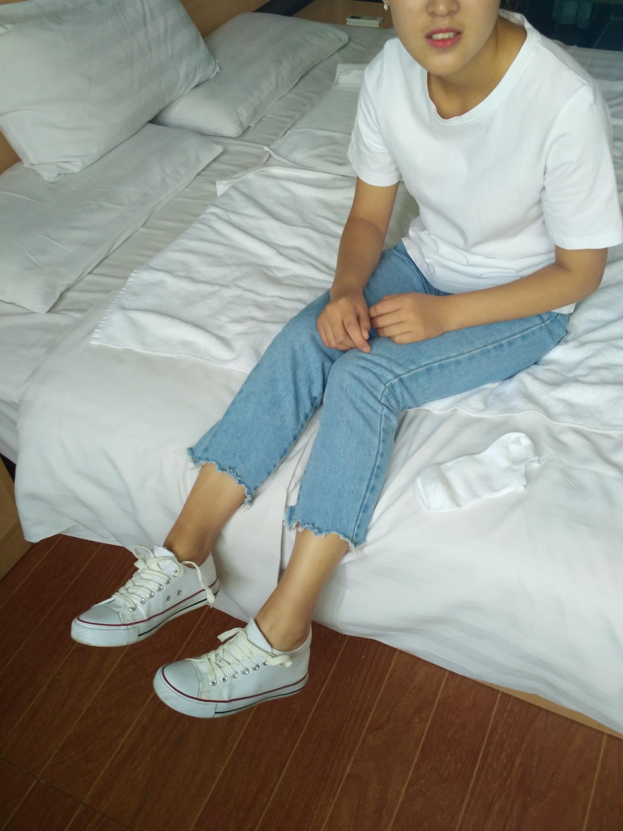 白棉袜 白色帆布 玉足 [220P/1V/980M]插图2