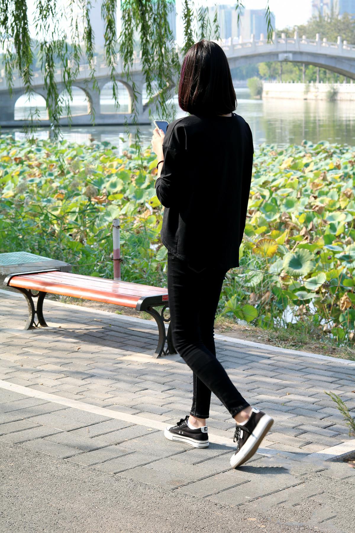 开膛手杰克 140期 帆布鞋白棉船袜脚 [389P/1V/1.39G]插图4