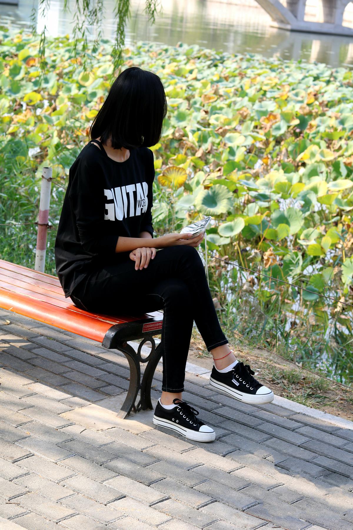 开膛手杰克 140期 帆布鞋白棉船袜脚 [389P/1V/1.39G]插图5