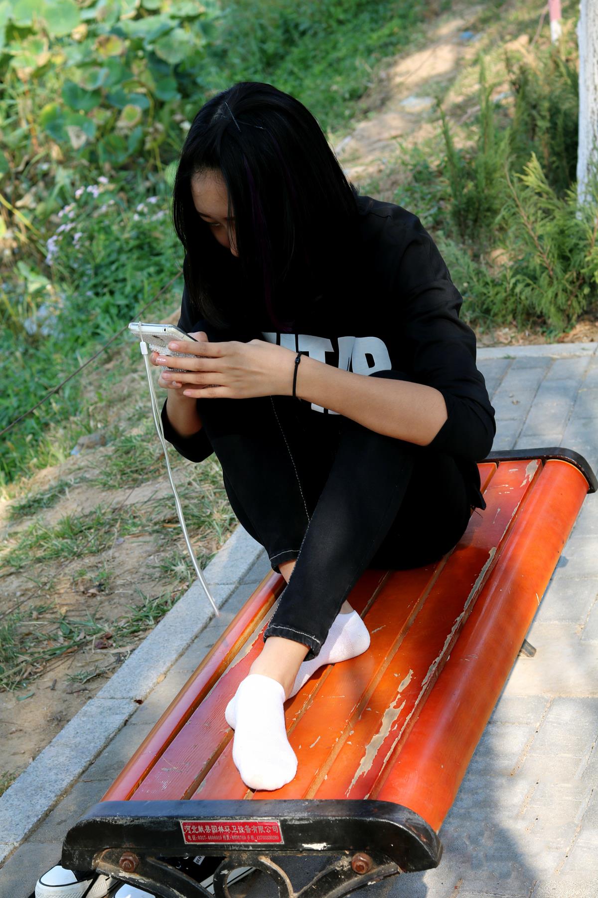 开膛手杰克 140期 帆布鞋白棉船袜脚 [389P/1V/1.39G]插图2