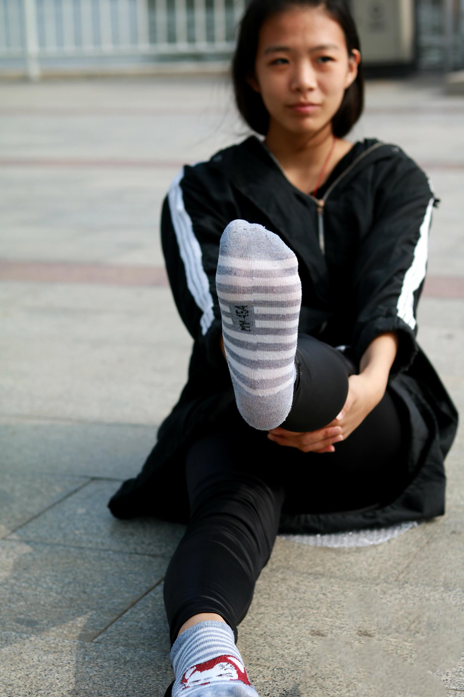 开烫手杰克 158期 小黑裤帆布鞋棉袜 [266P/1V/933M]插图1