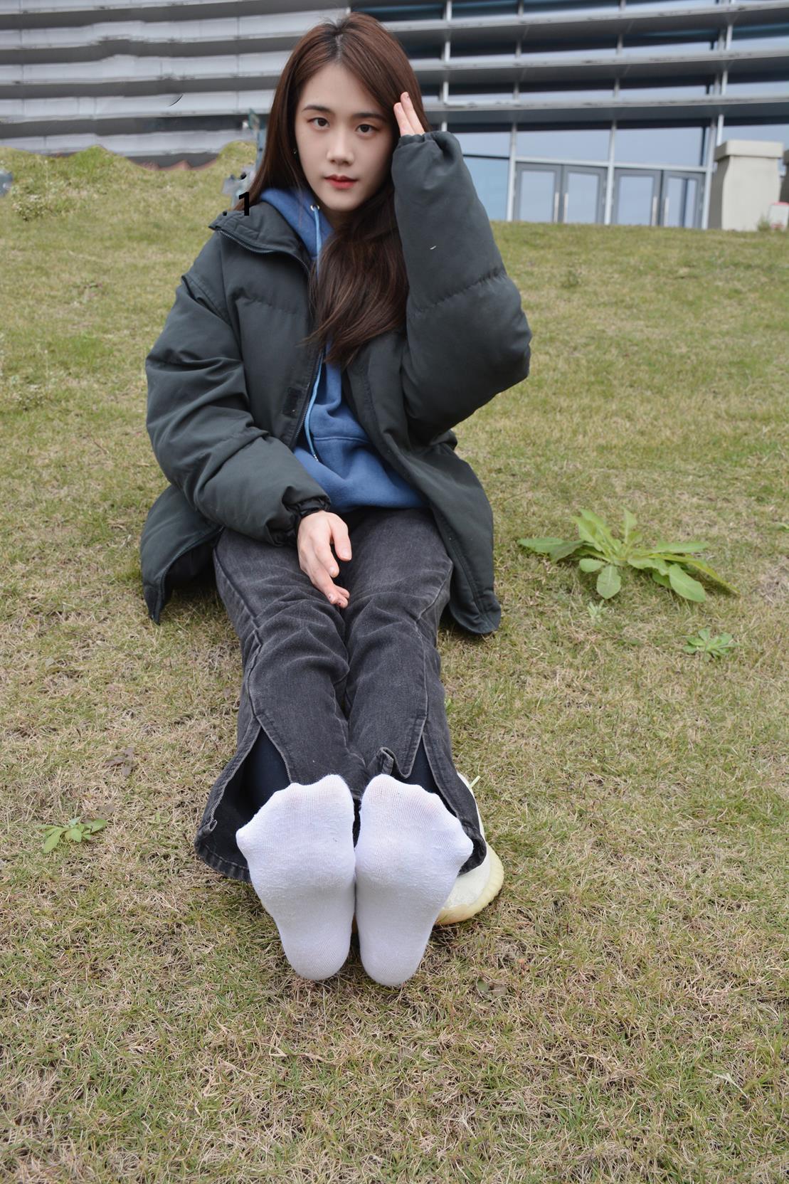 织梦映像 像风如你完整版牛仔裤白棉袜裸足椰子鞋 [150P/1V/5.17G]插图8