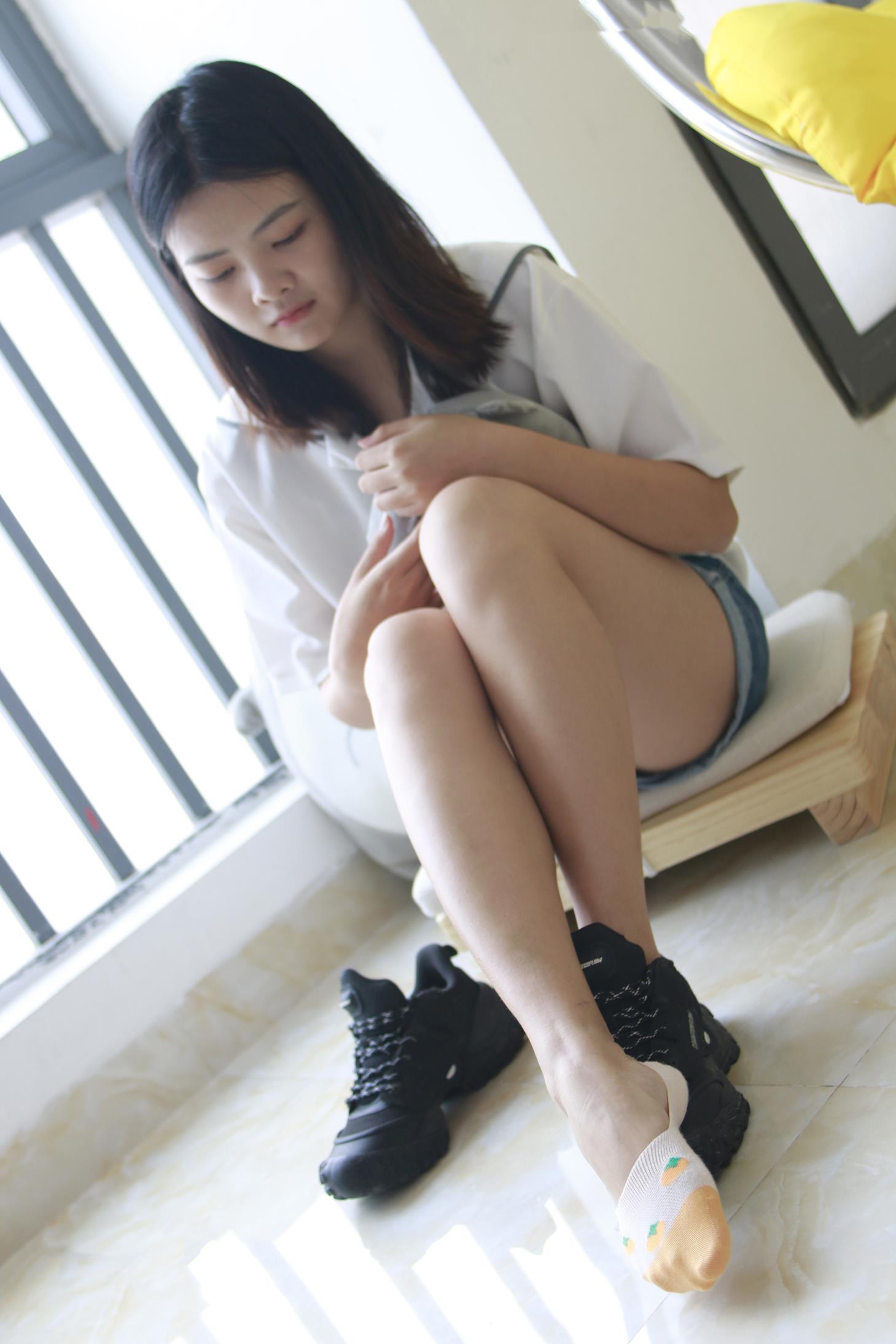 鱼鱼足影 第084期 芸芸39码棉船袜脚 [173P/1V/792M]插图5