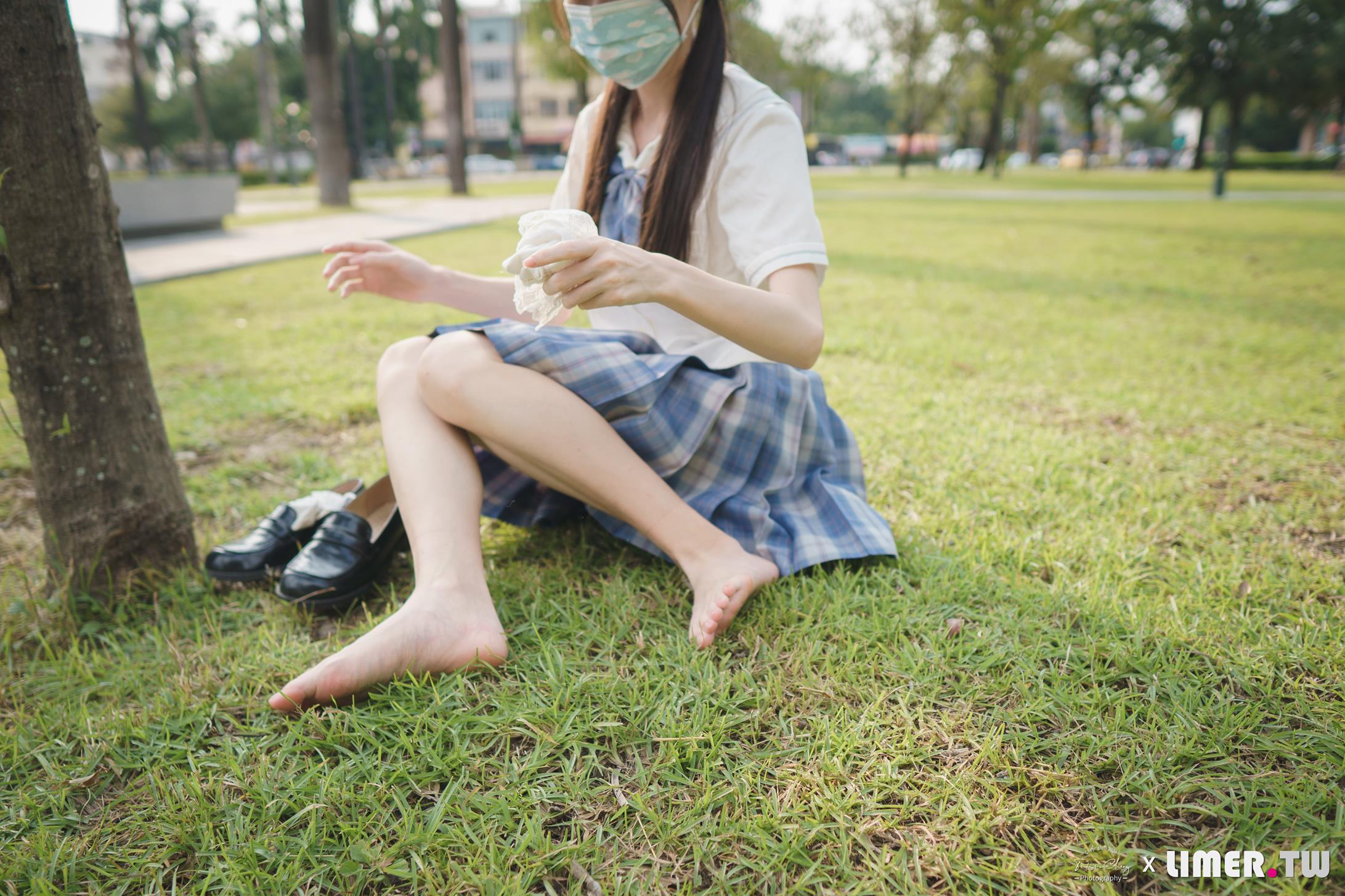 limerence 白玉公园JK裸足白棉袜脚 [117P/2V/1.02G]插图7