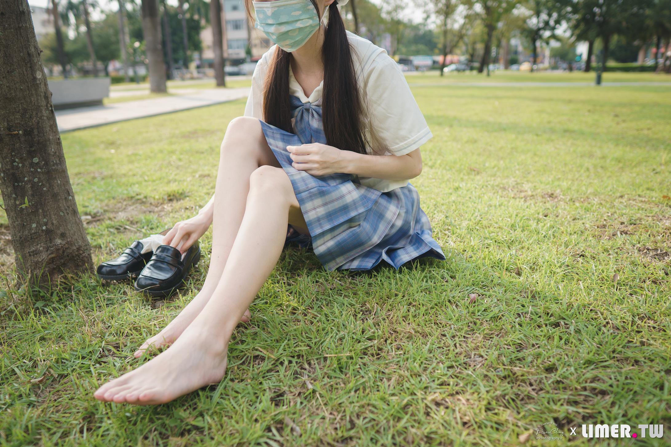 limerence 白玉公园JK裸足白棉袜脚 [117P/2V/1.02G]插图8