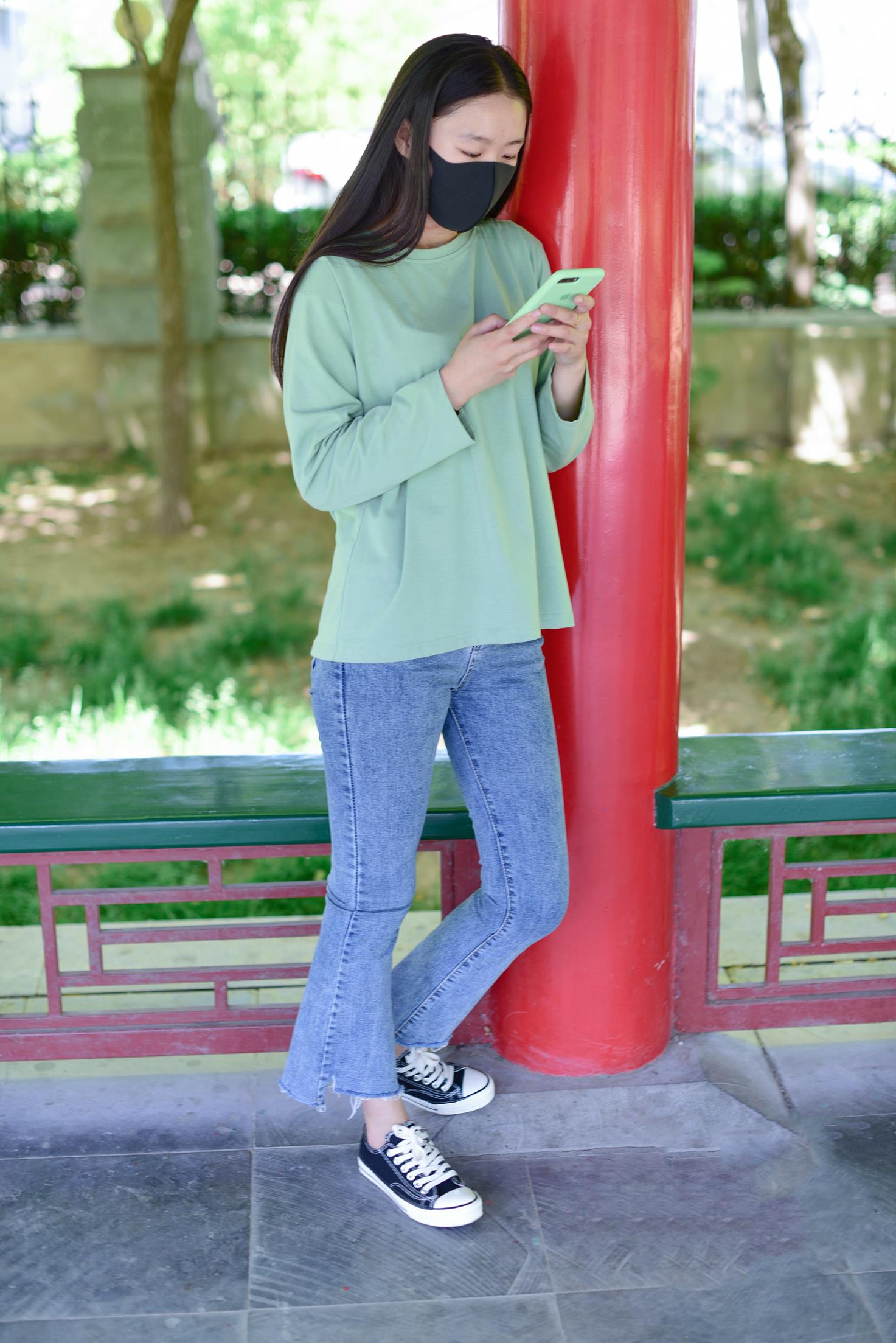 开烫手杰克 第197期 牛仔裤帆布鞋船袜裸足 [253P/1V/1.2G]插图2