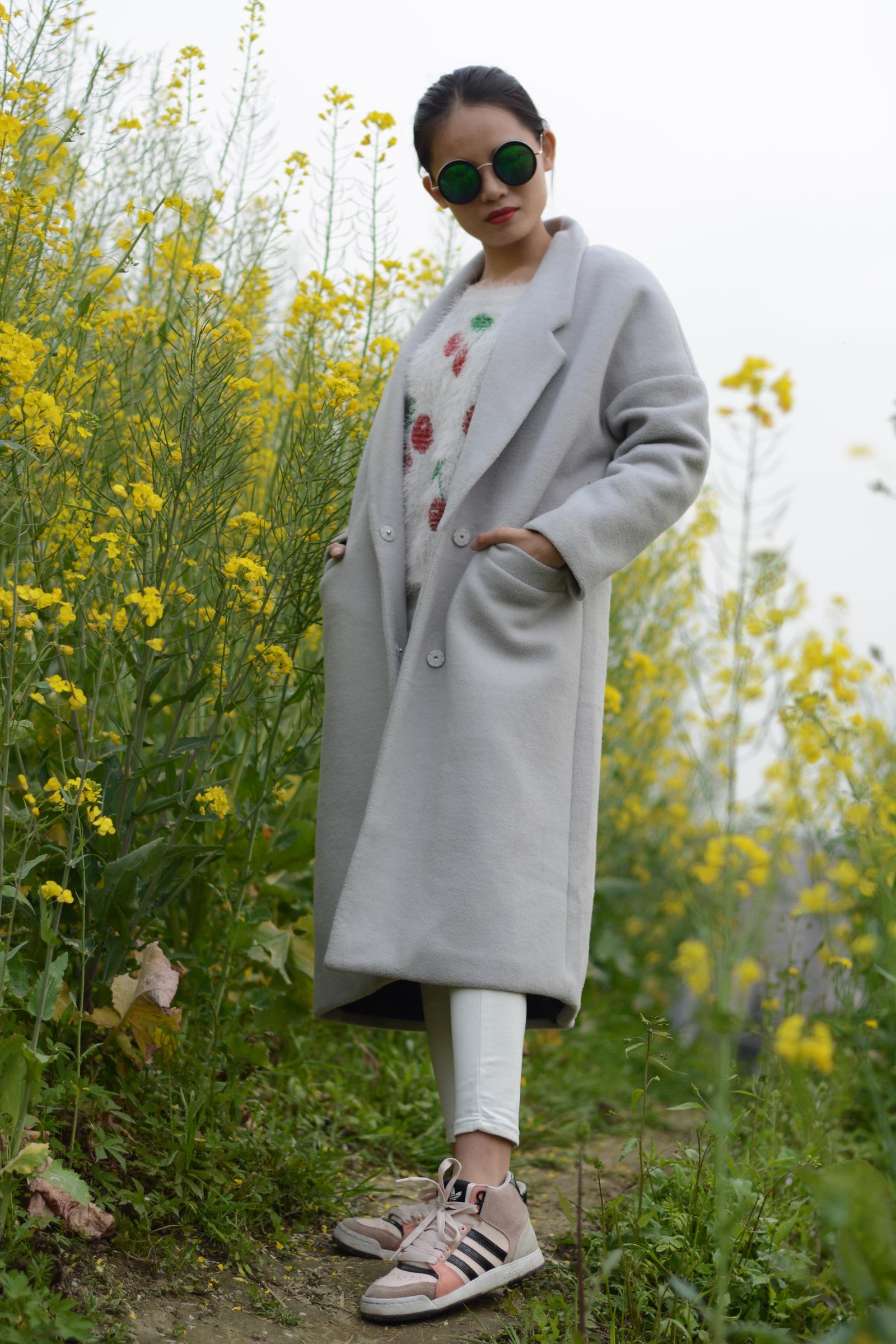 织梦映像 油菜花田里的棉袜 [199P/1.13G]插图4