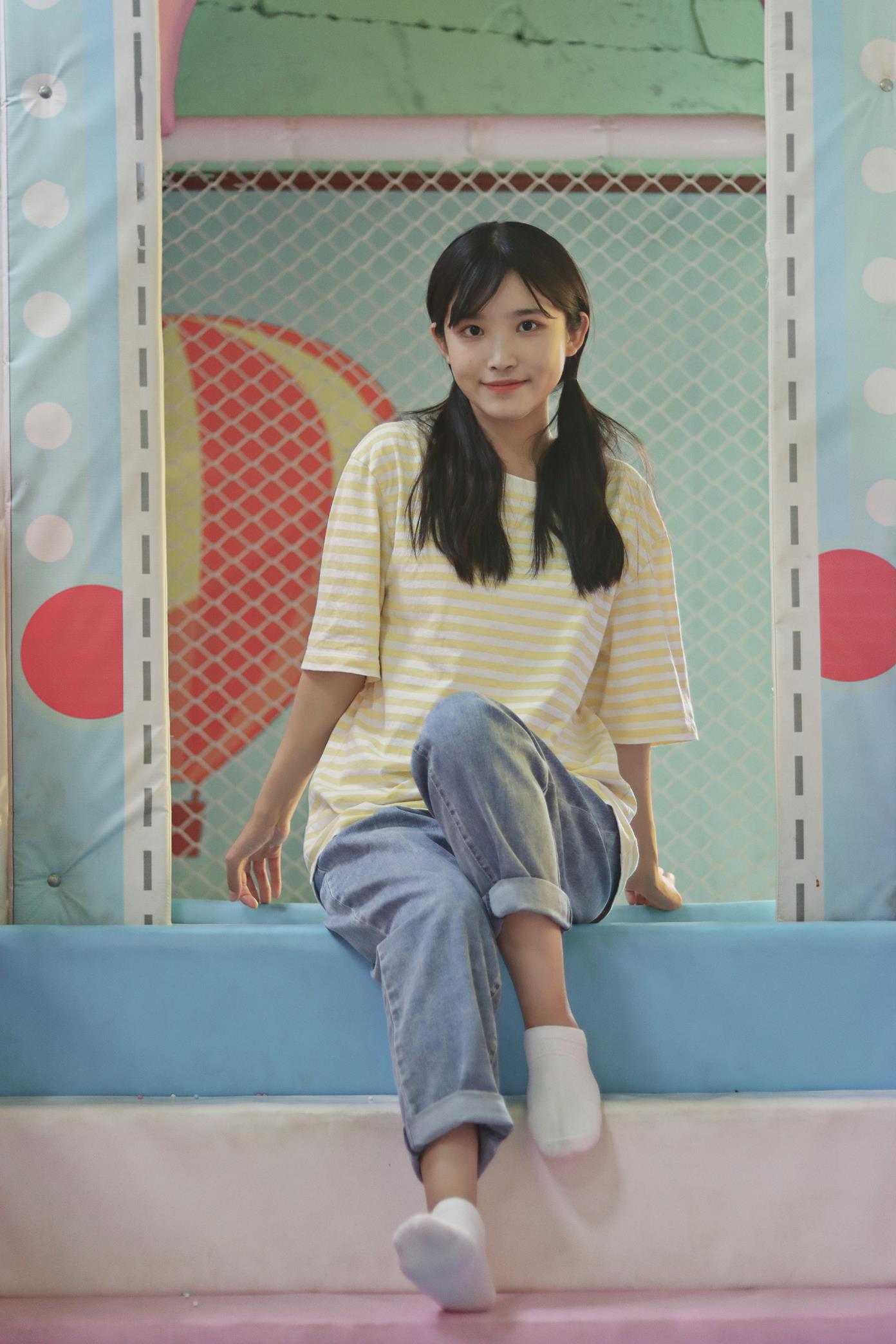 织梦映像 蹦床日记 赤着脚乐元漫步完整版短丝+白棉袜 [300P/1V/8.6G]插图2