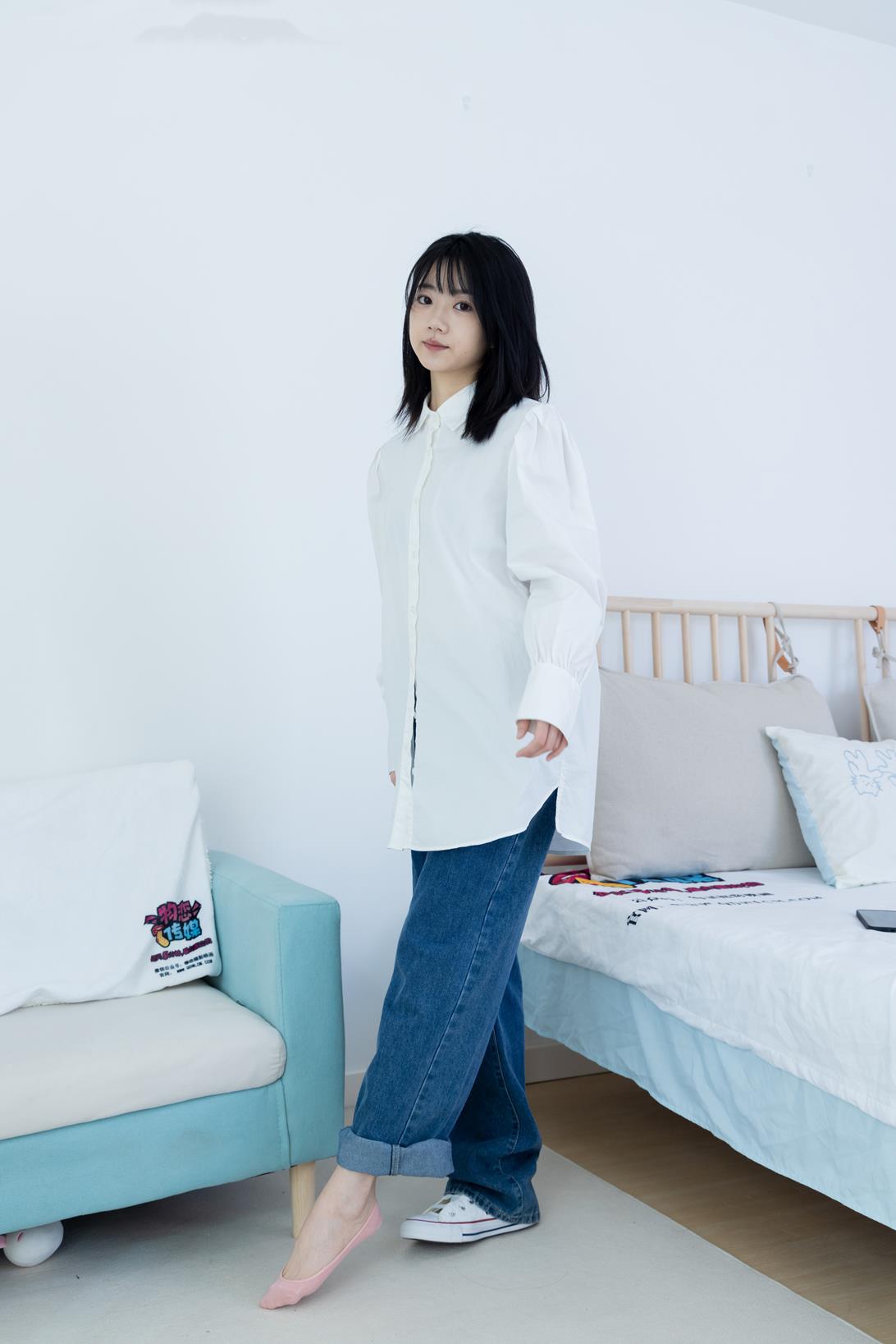 勿恋传媒 1837期 欢欢少年的你板鞋粉色棉船袜肚子疼揉肚子剧情 [170P/1V/5.61G]插图6