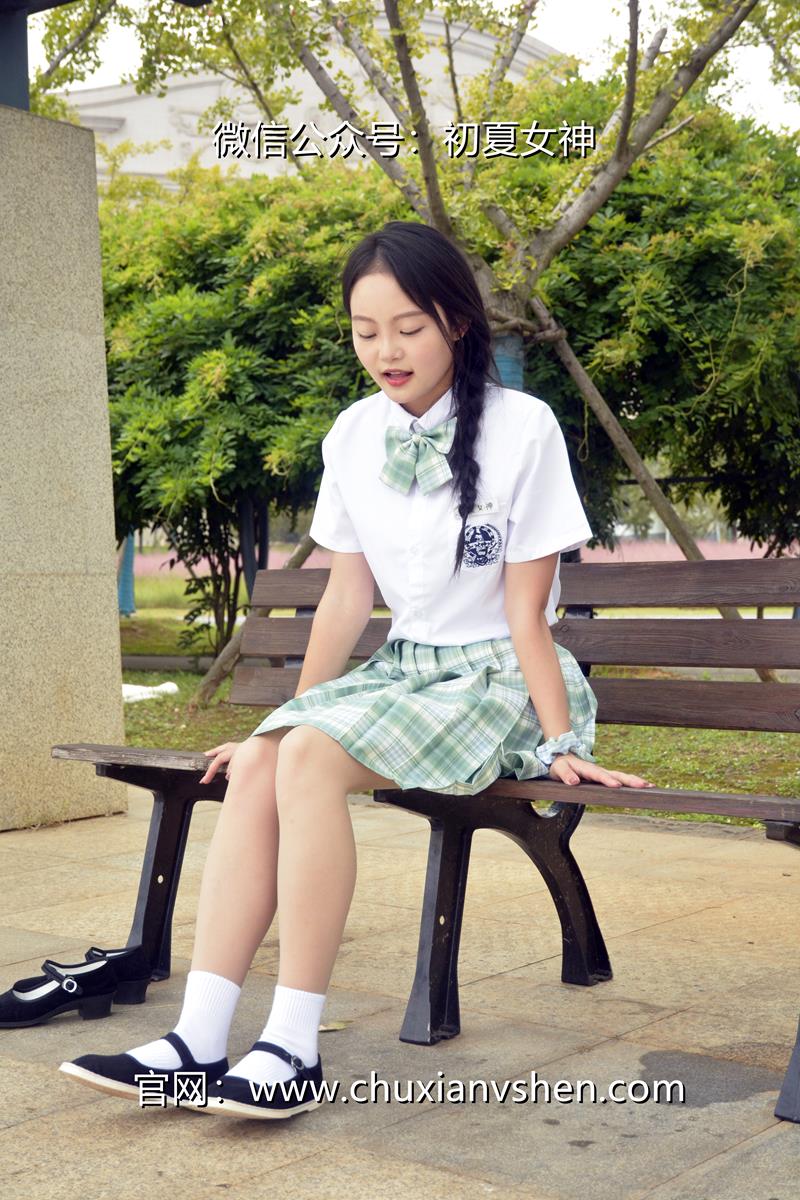 初夏女神 093期 双双~雪松JK套 巴啦啦小魔仙，玛丽珍鞋配一下 [140P/1V/5.53G]插图4