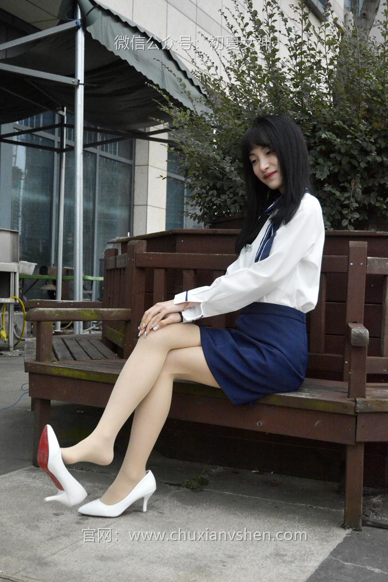 初夏女神 096期 柒柒~仰望天空每位女生心中都有一双高跟鞋 [140P/1V/5.25G]插图3