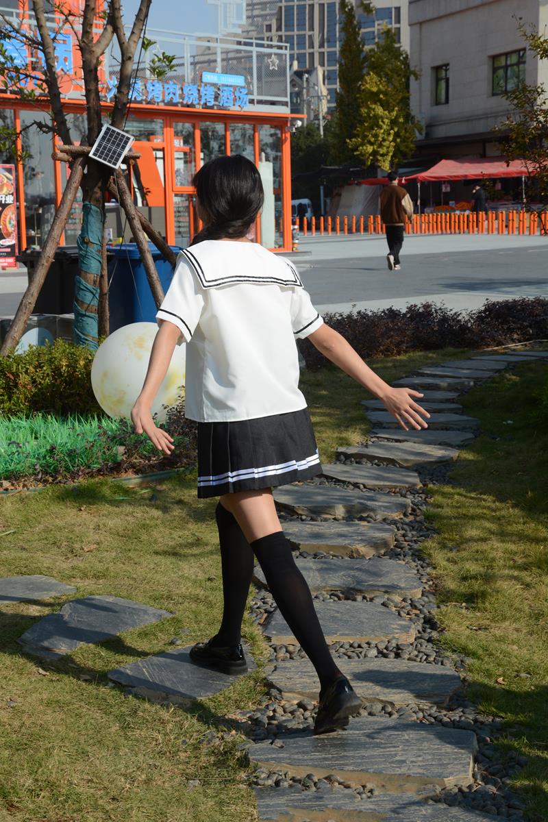 初夏女神 120期 点点擦脚长筒袜肉丝袜脚[140P/1V/6.57G]插图