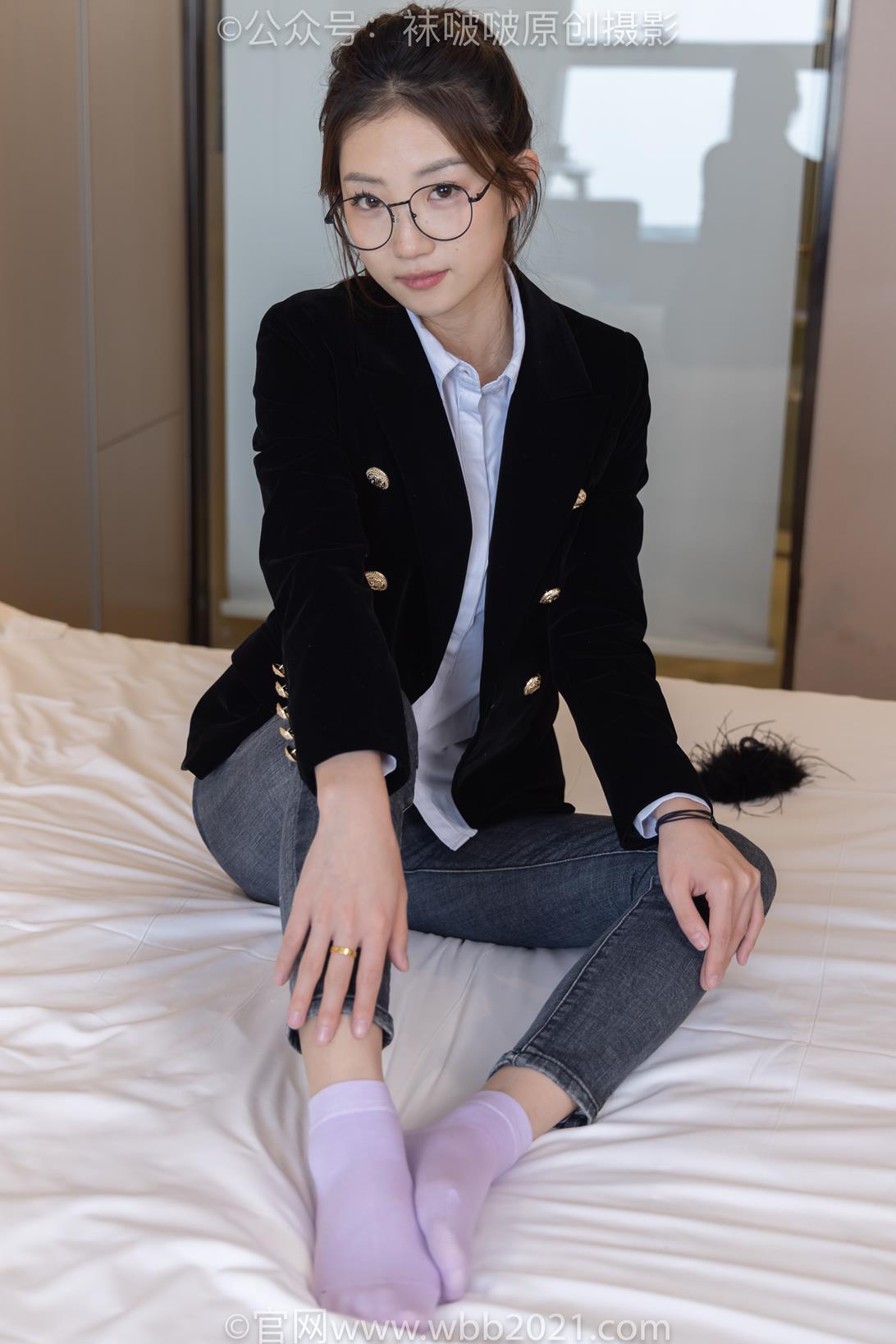 袜啵啵 积分兑换024期 小沫[花絮版加常规版]两双高跟长靴紫色棉袜[150P/2V/8.73GB]插图4